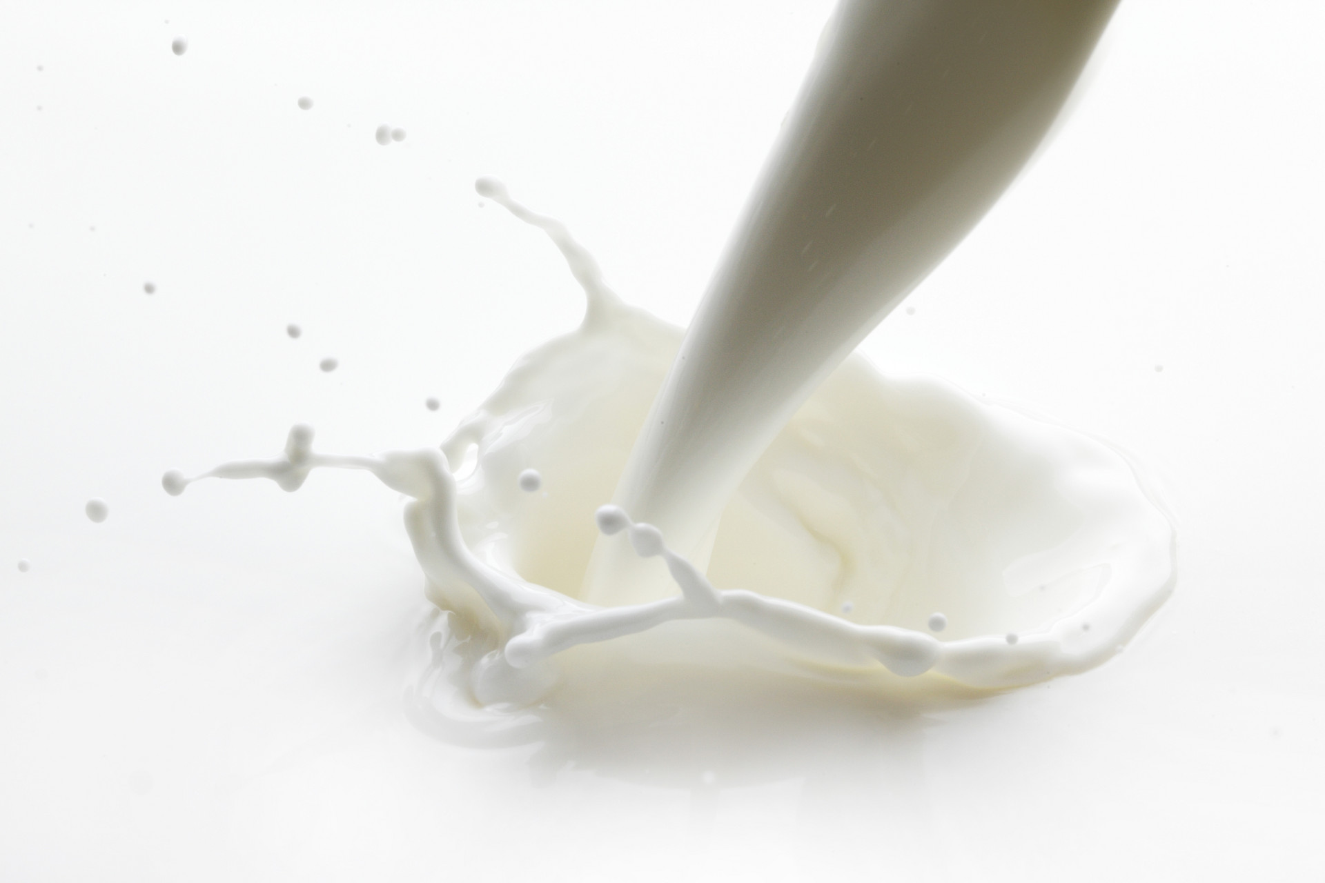糖友可以喝牛奶吗？鲜奶、酸奶、奶粉等各种奶制品该如何选？